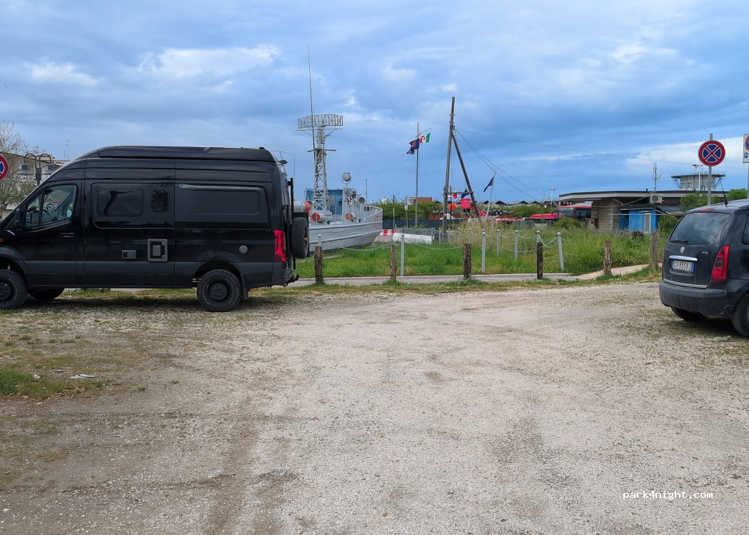 (48122) Marina di Ravenna - 93 Viale Lungomare — foto 2