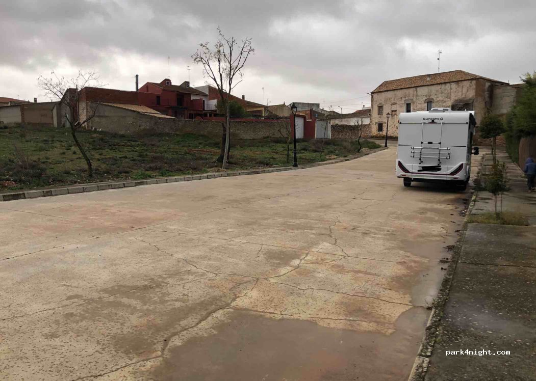 (16250) Castillejo de Iniesta - 34 Calle Arrabal — foto 2