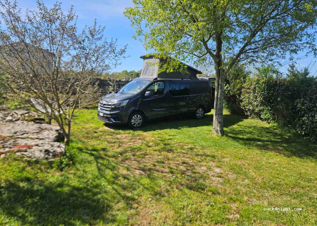 (07120) Labeaume - 117 Chemin de Linsolas — foto