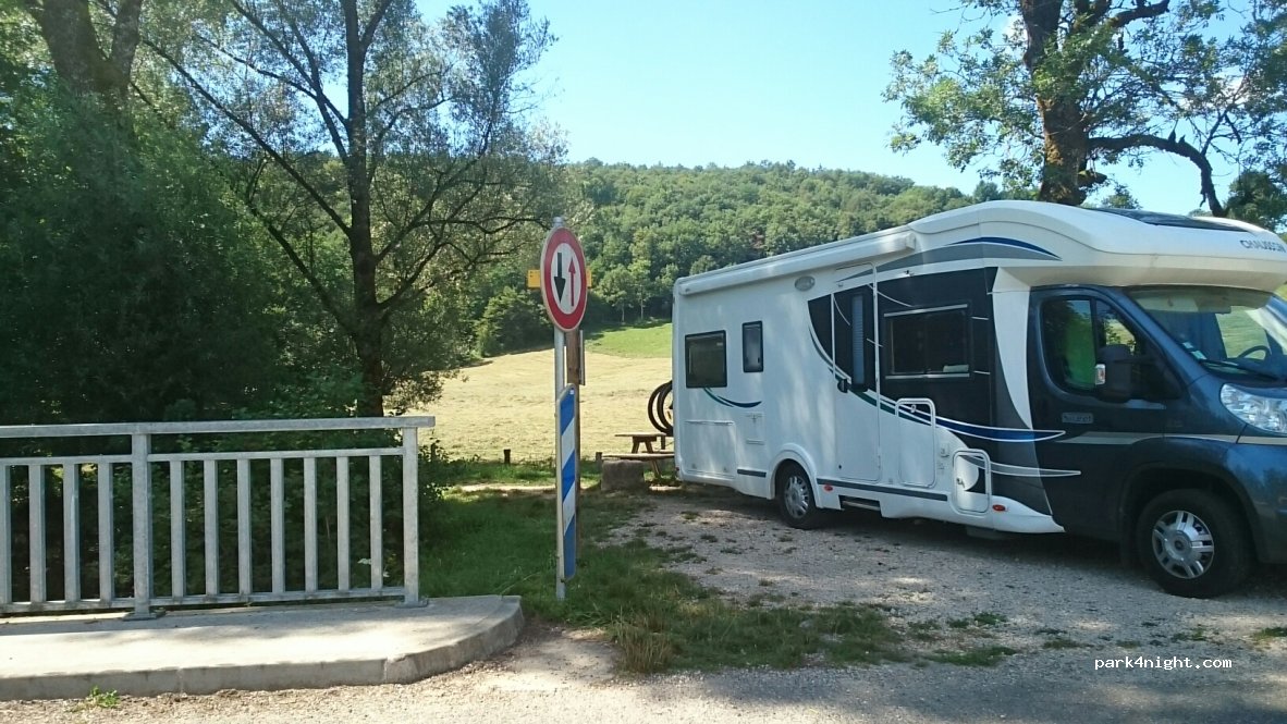 (39240) Chatonnay - 11 Route de Dramelay — foto