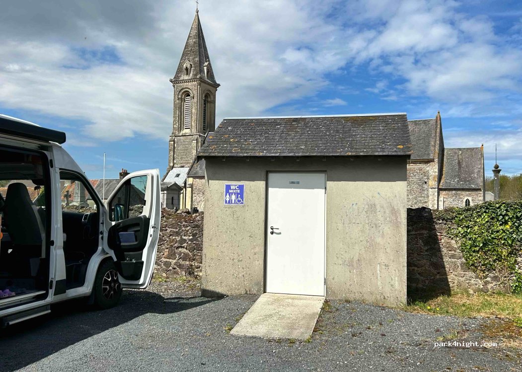(50680) Airel - 22 Rue de l'Église — foto 2