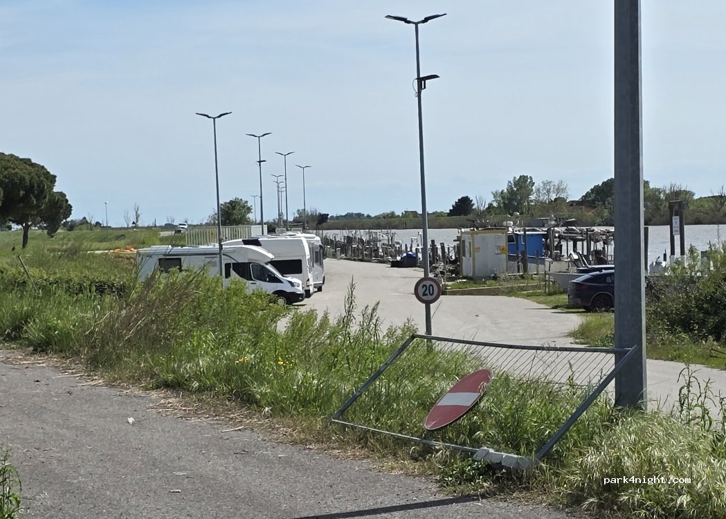 (45018) Santa Giulia - Unnamed road — foto