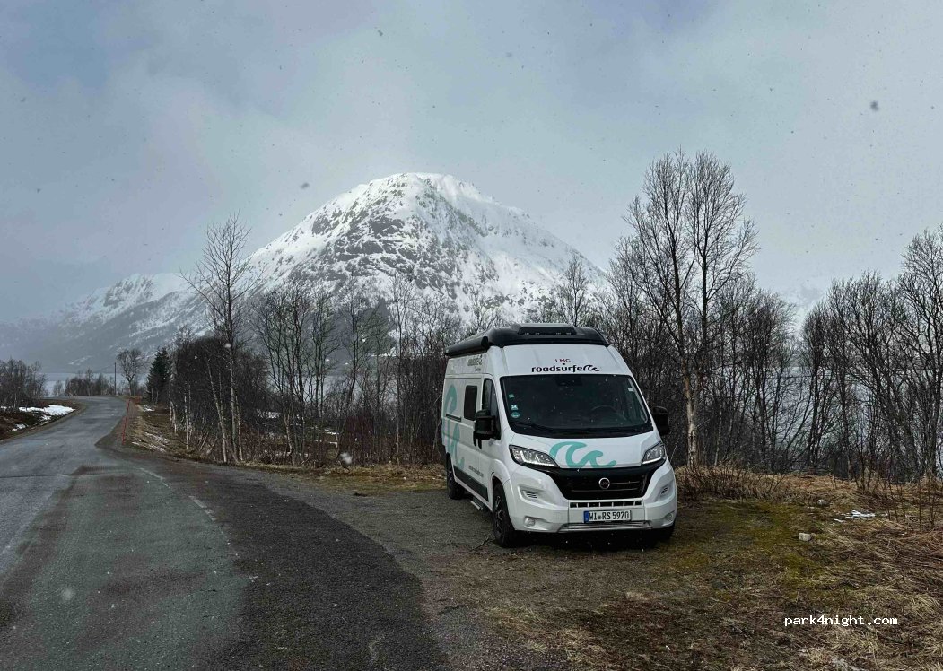() Våtvoll - Fv103 — foto