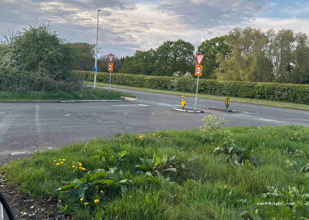 (BS24 7AE) Locking Parklands - Old Banwell Road — foto