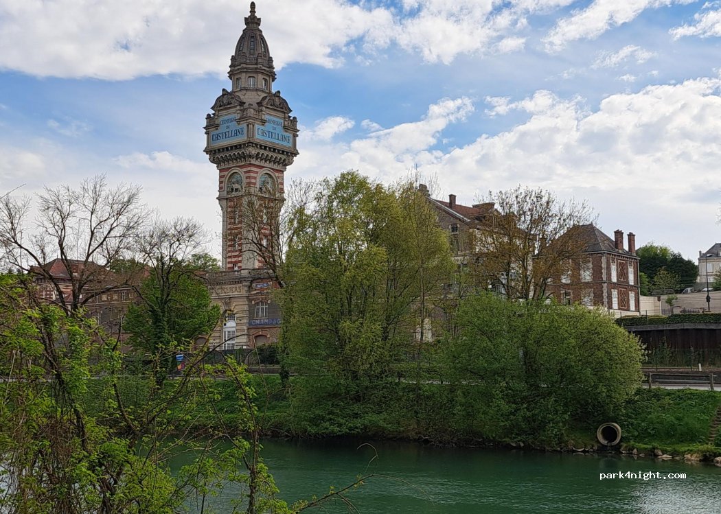 (51200) Épernay - 29 Quai de la Villa — foto
