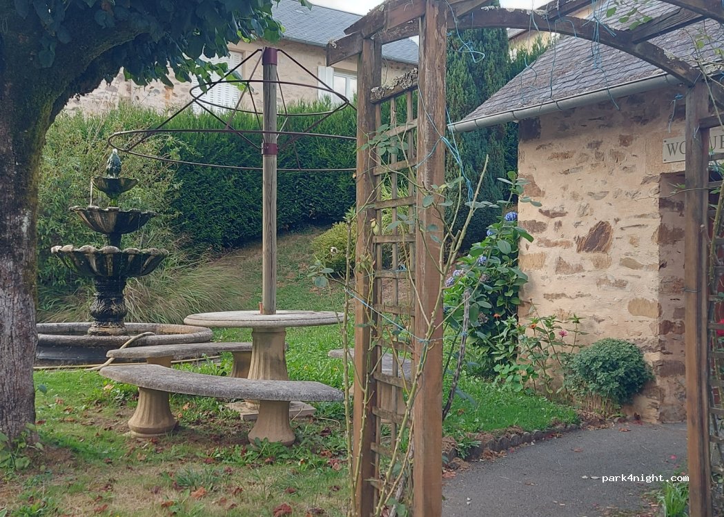 (87380) Saint-Vitte-sur-Briance - Le Bourg — foto 3