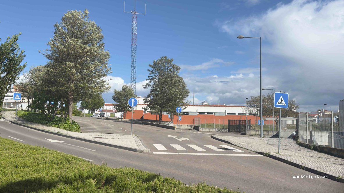 (7370) Campo Maior - 7370 Rua Doutor Tello da Gama — foto