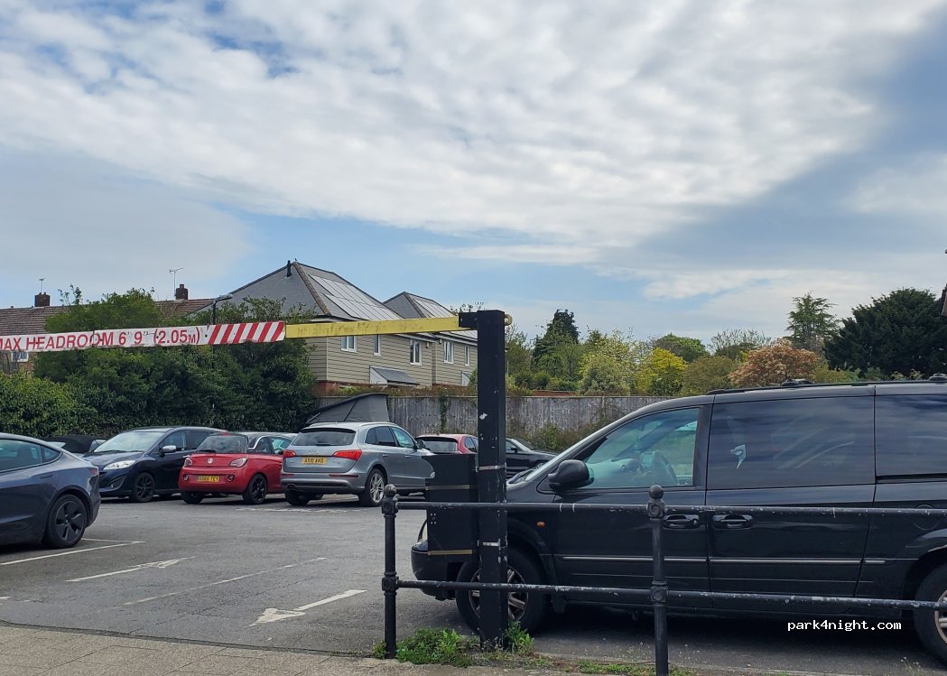 (SO31 5AD) Netley - 61 New Road — foto