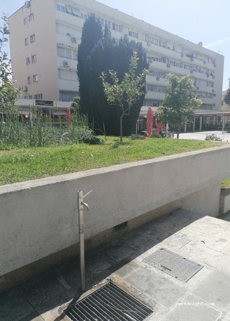 (21000) Split - Ul. Ivana Gundulića 26 — foto