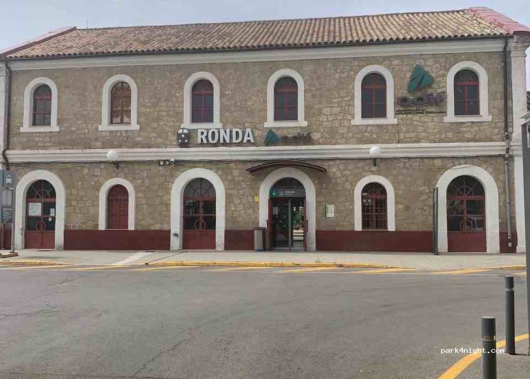 (29400) Ronda - 31 Avenida Andalucía — foto