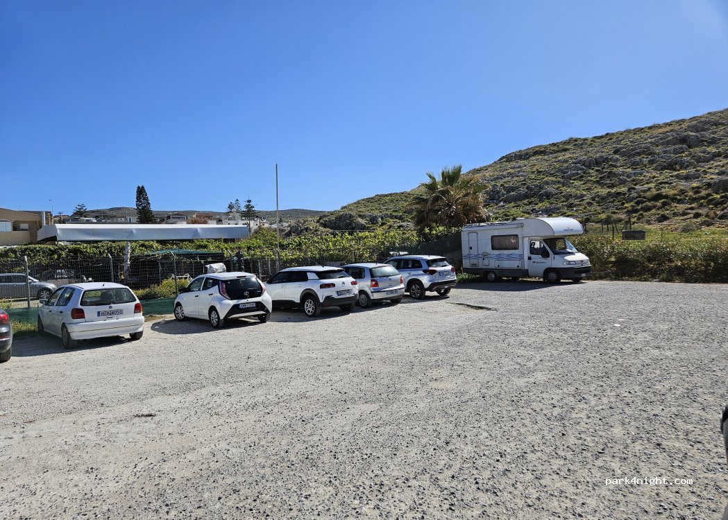 (715 00) Karteros - Unnamed road — foto
