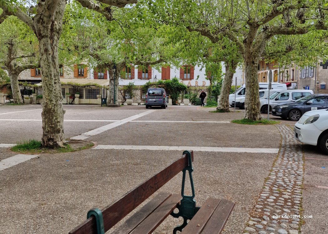 (09290) Le Mas-d'Azil - 5 PL DU CHAMPS DE MARS — foto 2