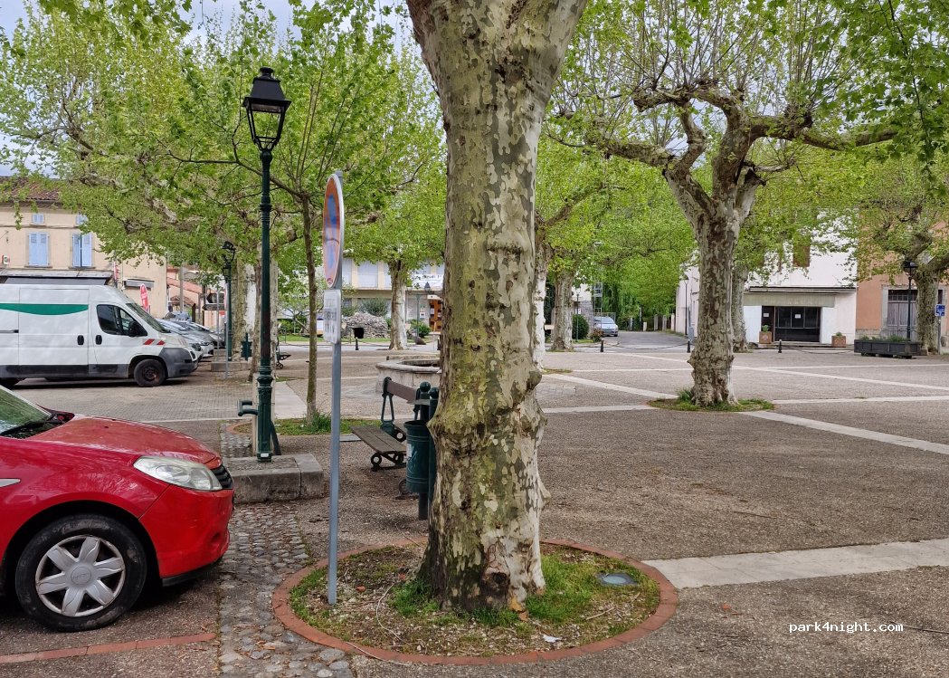 (09290) Le Mas-d'Azil - 5 PL DU CHAMPS DE MARS — foto 3