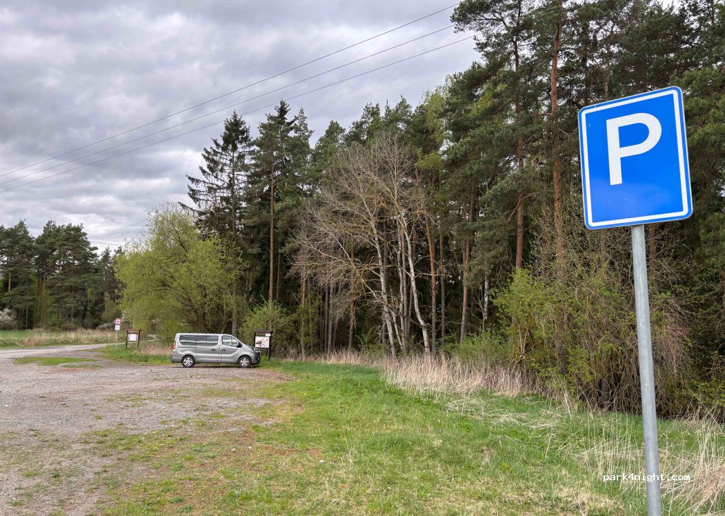 (331 01) Hvozd - Unnamed road — foto