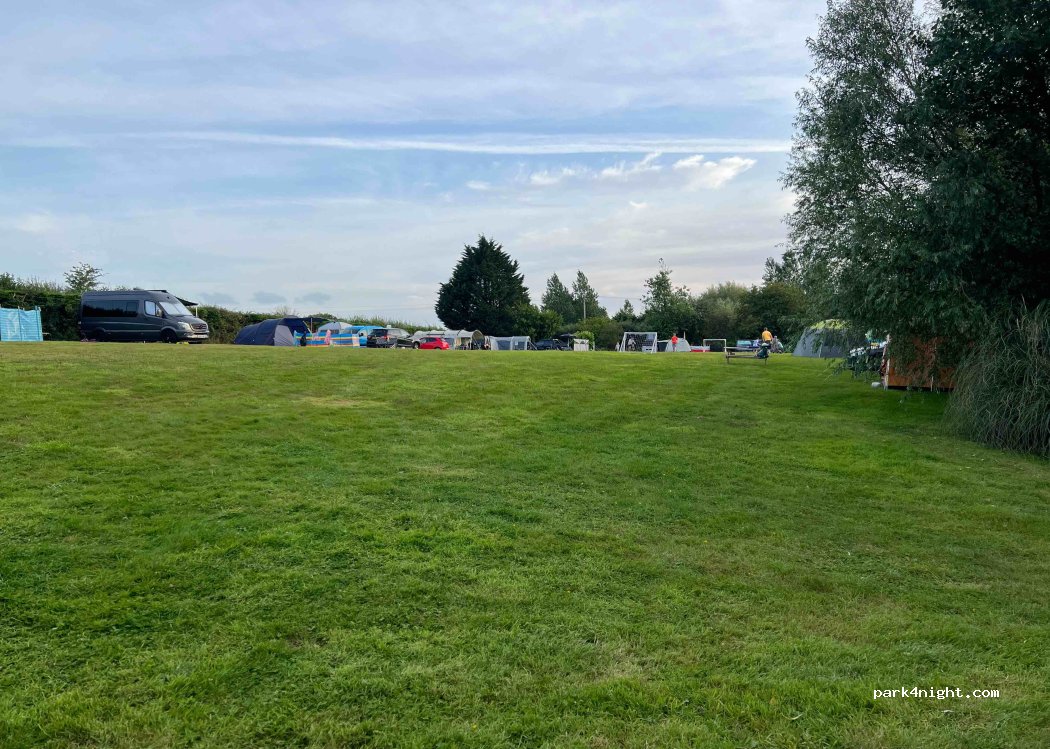 Crane Cross Camping Park — foto 5