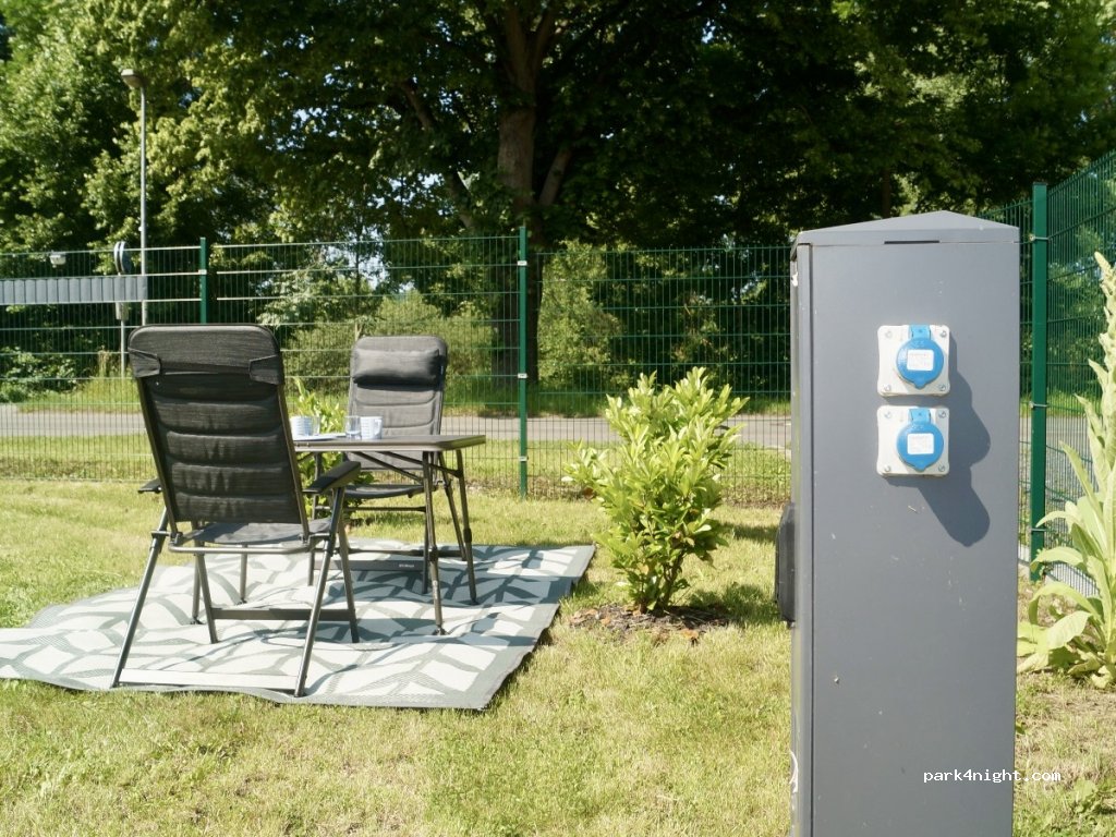 Wohnmobil Stellplatz Märchenwald — foto 4