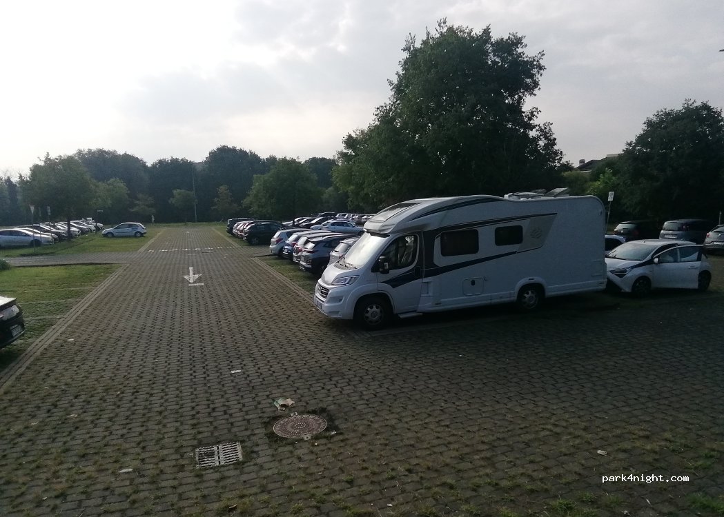 (26013) Crema - Piazzale Martiri di Nassiriya — foto 3