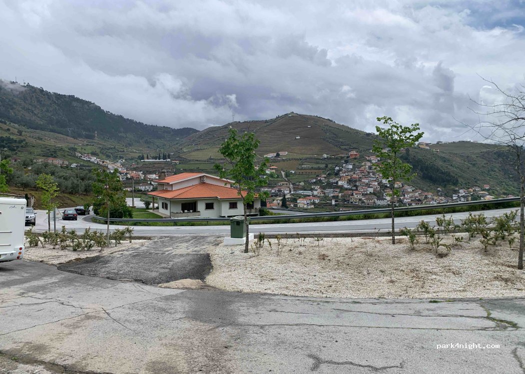 (5100-835) Valdigem - 88 Rua da Tapada — foto