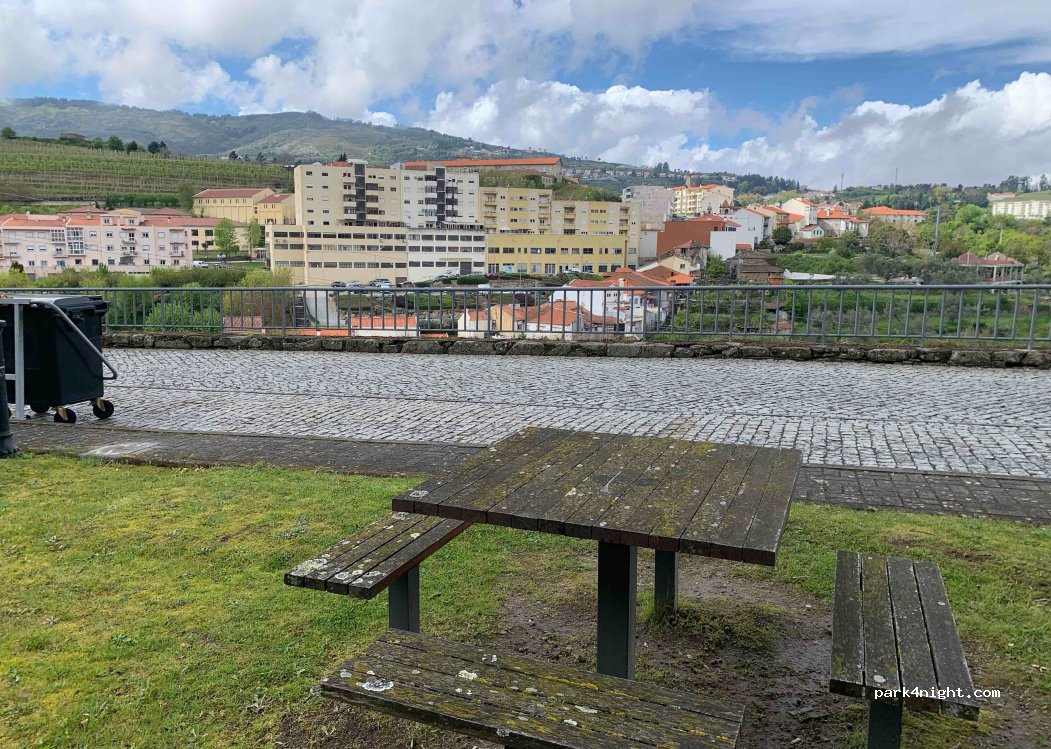 (5100-196) Lamego - 48 Rua da Ponte — foto 3