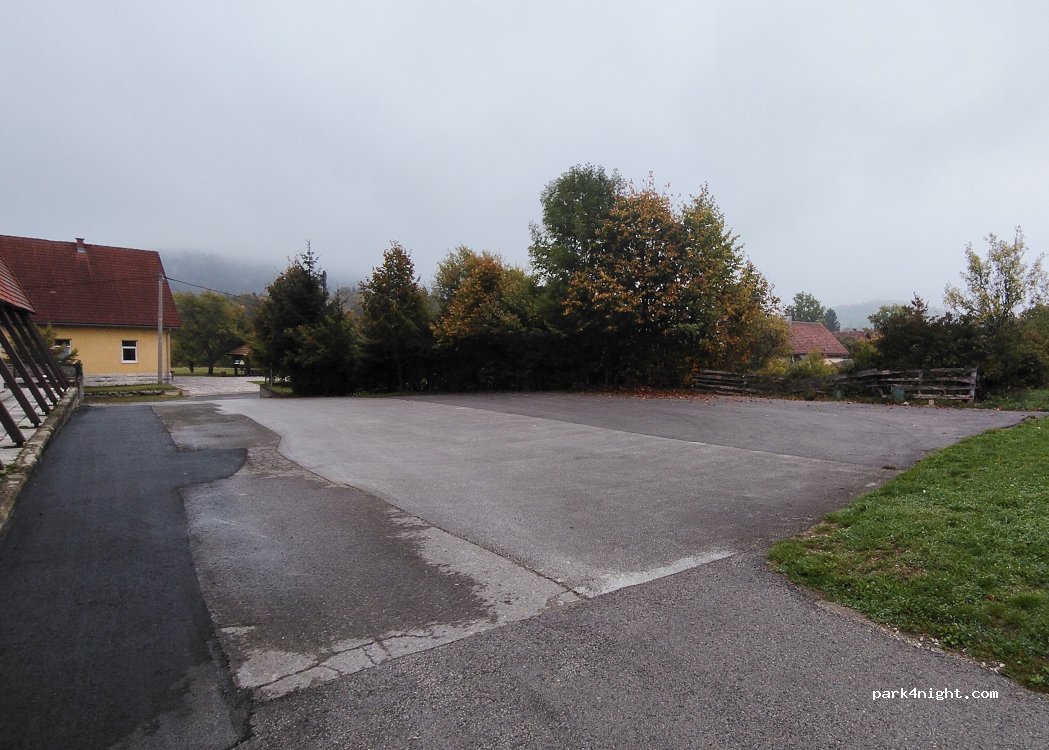(47300) Saborsko - 4 Centar — foto