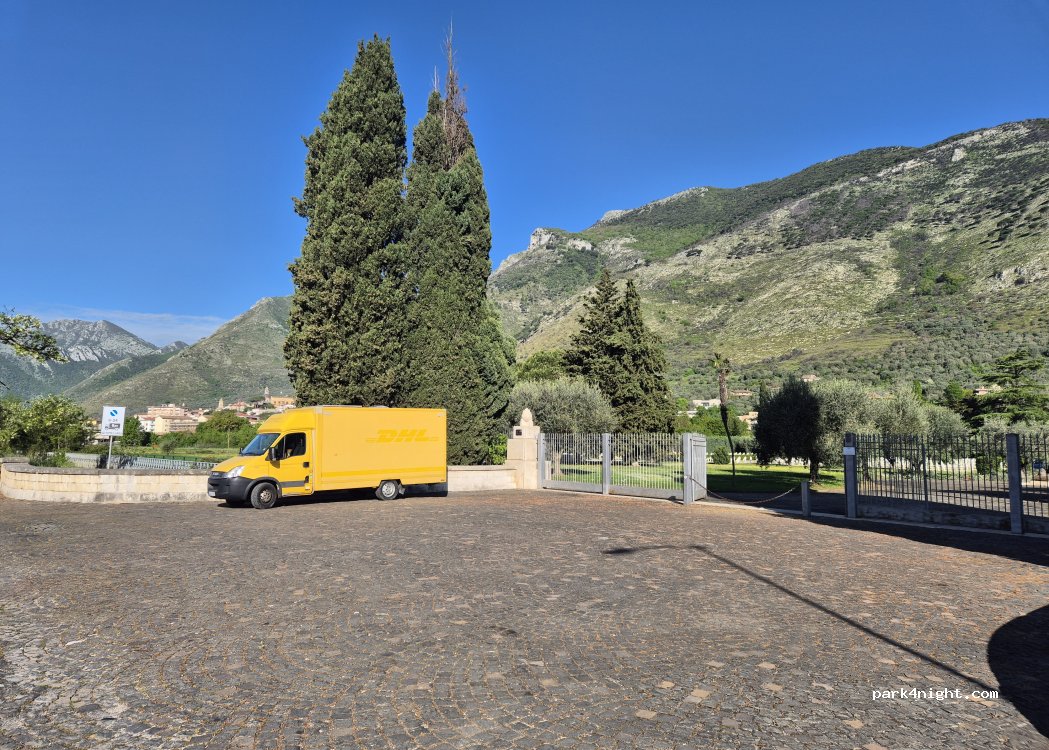 (86079) Venafro - 76 Viale San Nicandro — foto