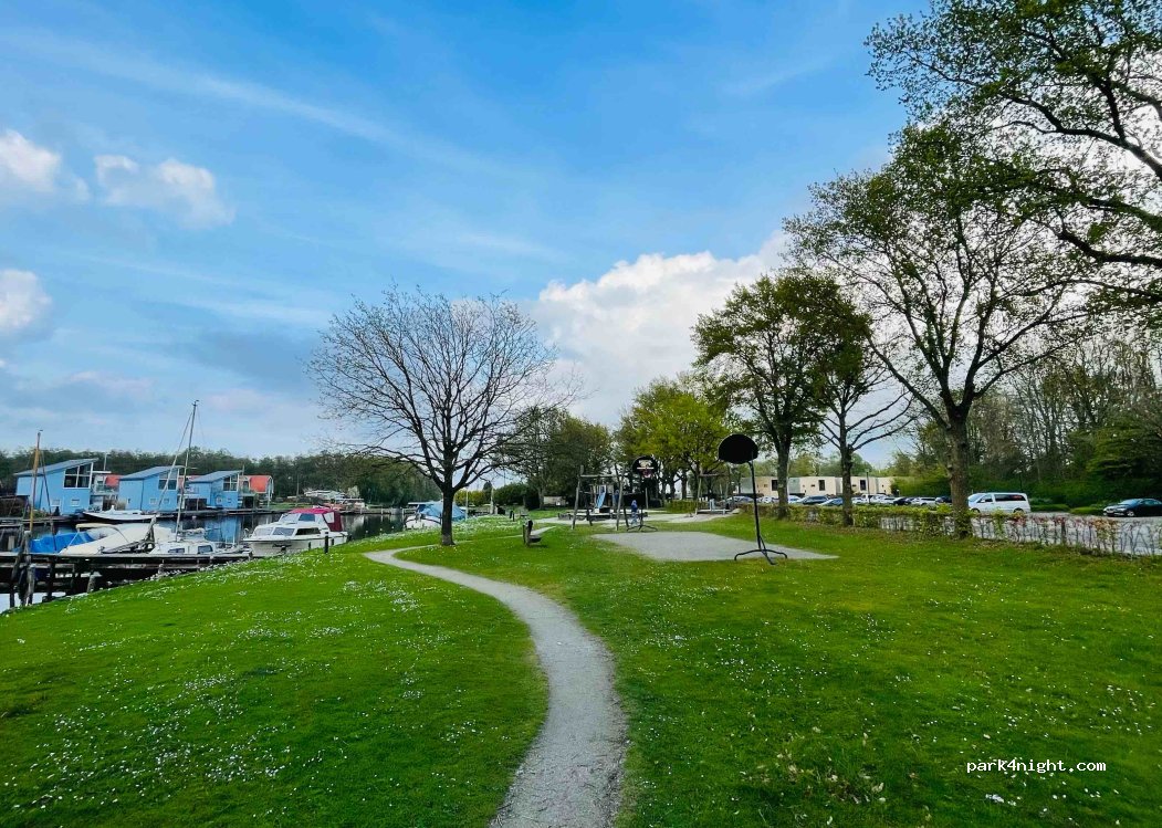 (9475 TG) Midlaren - De Bloemert — foto 3