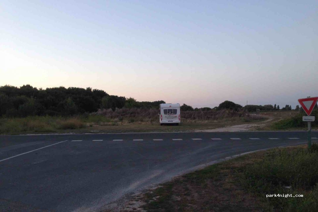 (17310) Saint-Pierre-d'Oléron - Route des Mourauds — foto