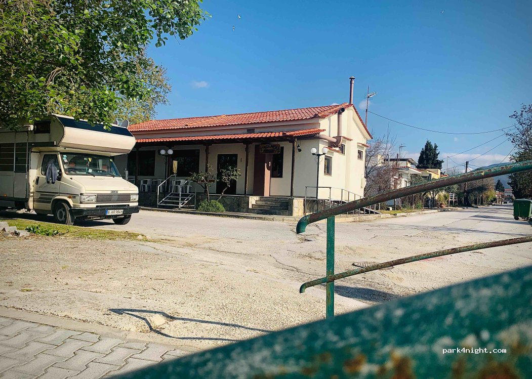 (640 06) Nea Karvali - 5 Georgiou Papandreou — foto 4