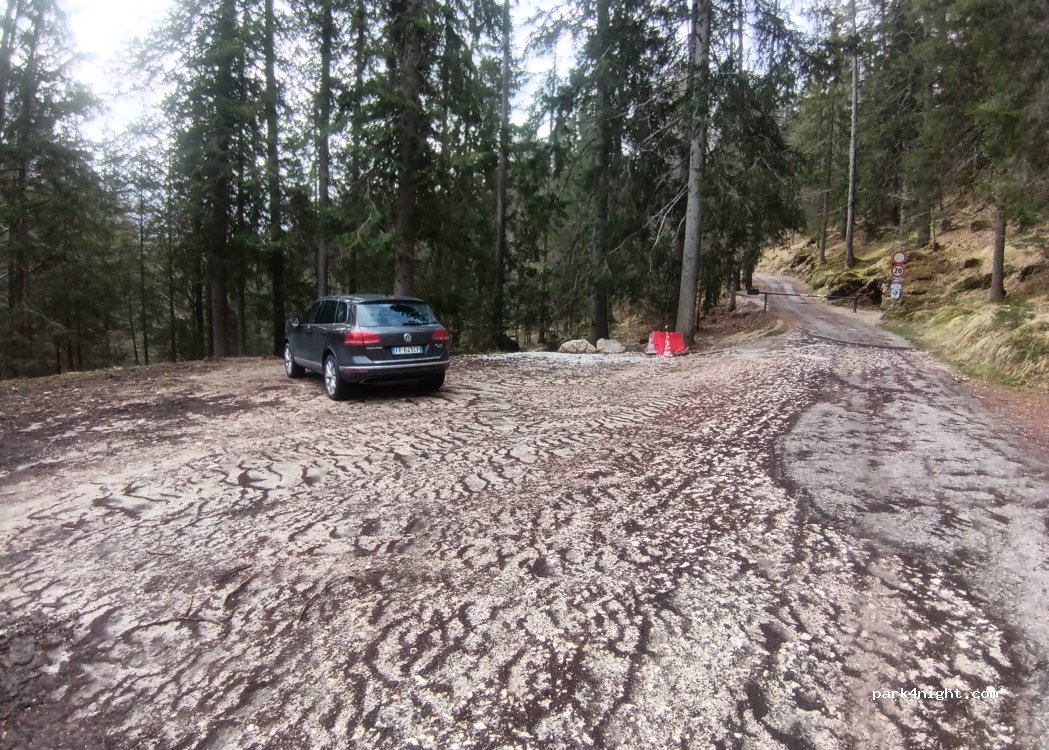 (32043) Cortina d'Ampezzo - Località Campo di Sotto — foto