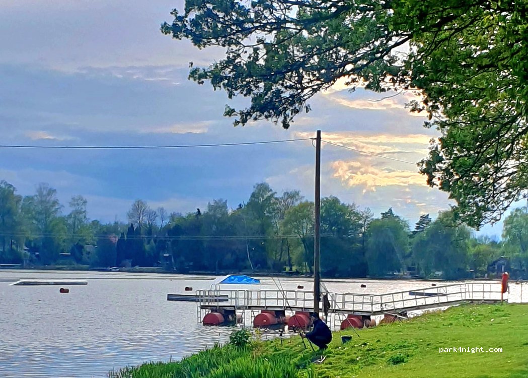 Wohnmobilstellplatz Am Friedbergersee — foto