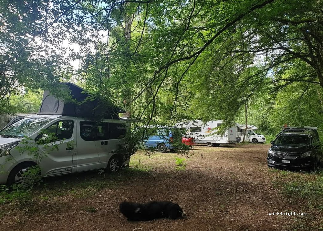(71440) Saint-Vincent-en-Bresse - 74 Curtil Mathey — foto