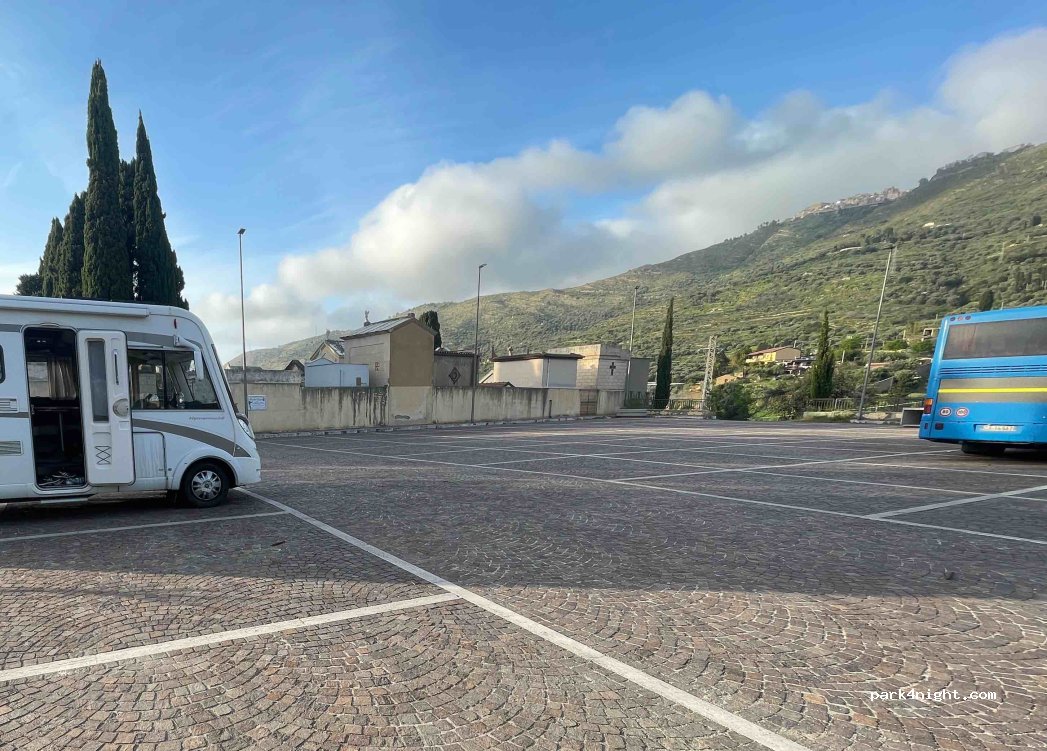 (98070) Pettineo - 46 Via San Lucio — foto 2