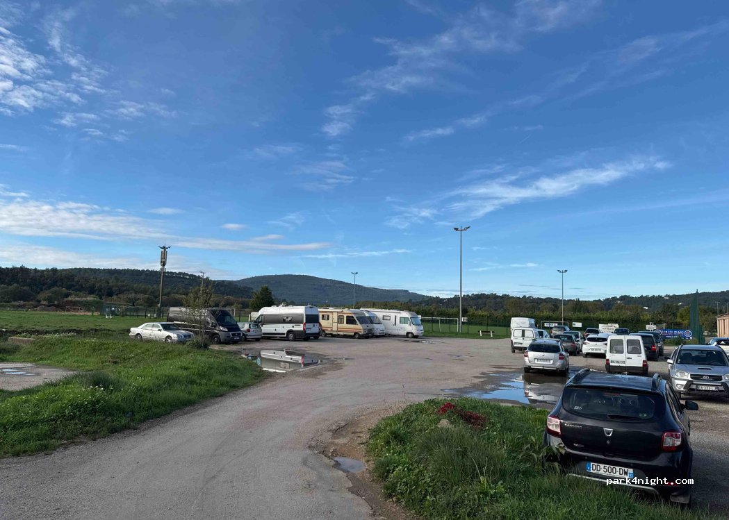 (83890) Besse-sur-Issole - 8 Rue de la Promenade — foto