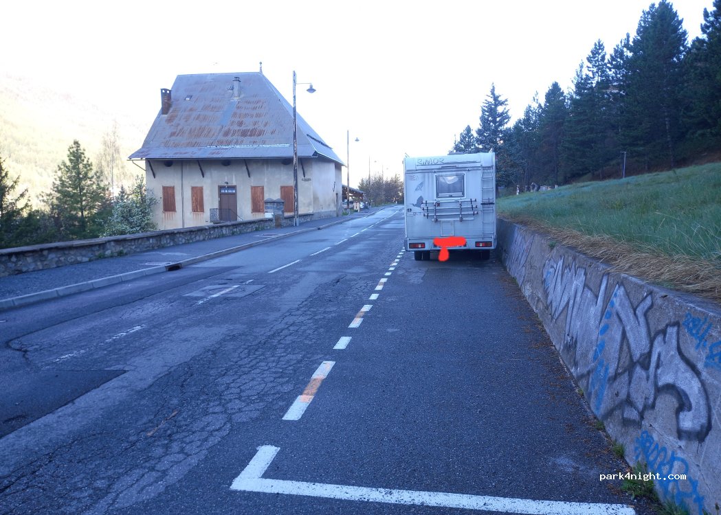 (05100) Briançon - 55 Route de Grenoble — foto 2