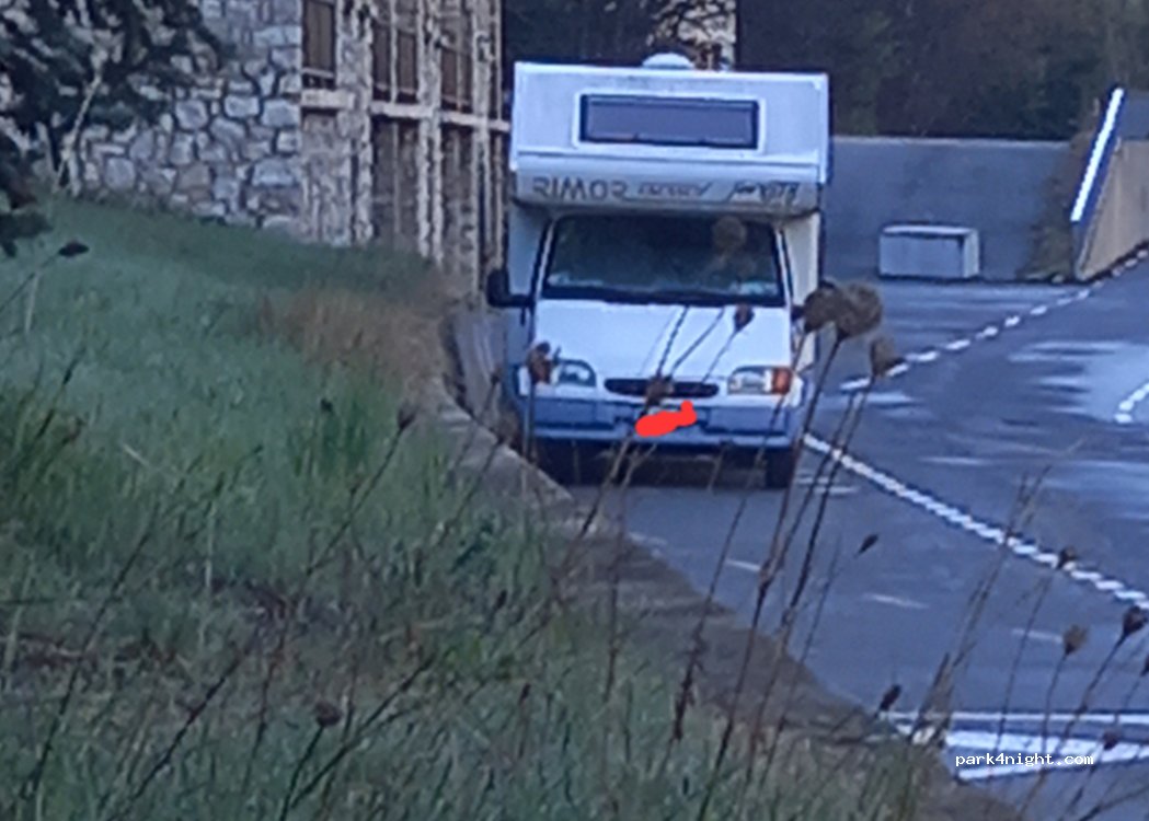 (05100) Briançon - 55 Route de Grenoble — foto 4