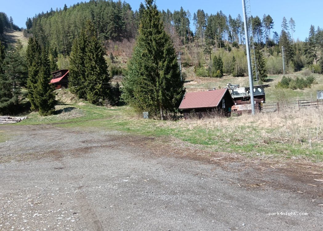 (032 03) Liptovský Ján - Unnamed Road — foto
