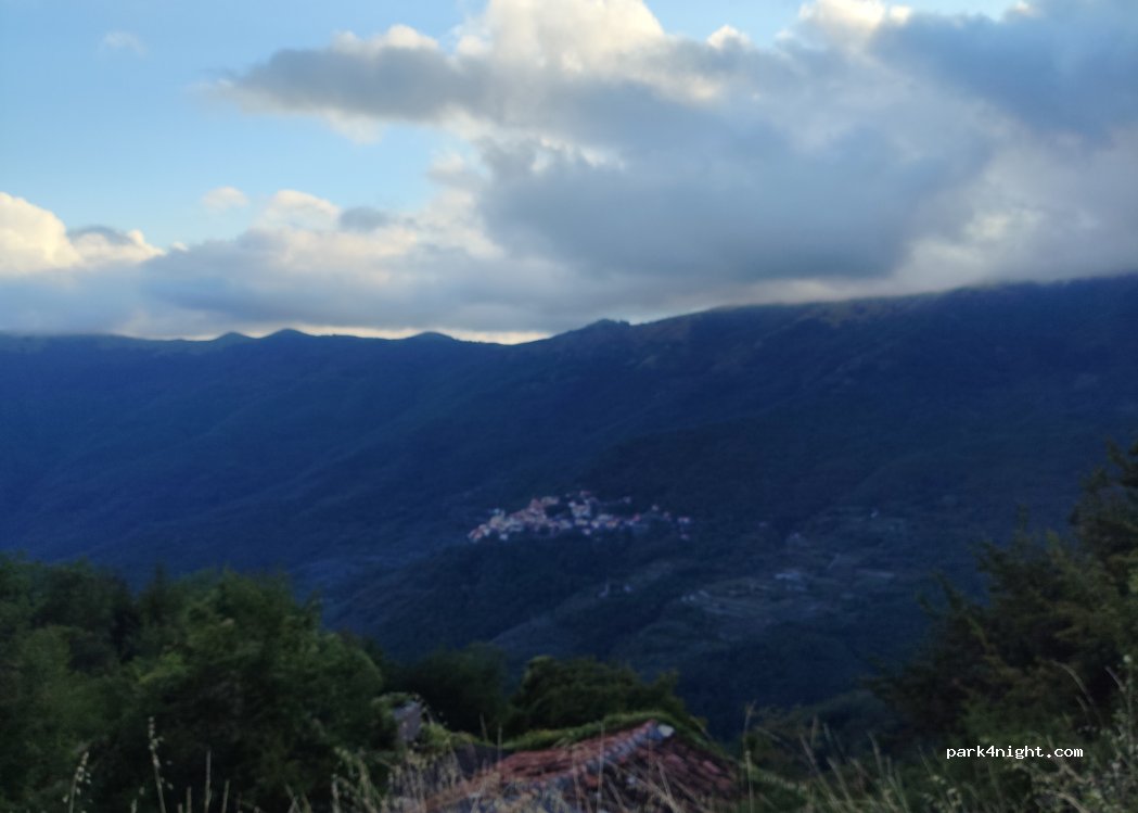 (18020) Pieve di Teco - — foto