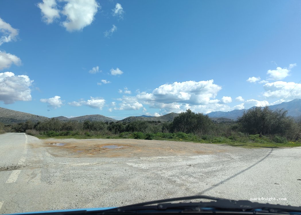 (700 06) Thrapsano - — foto