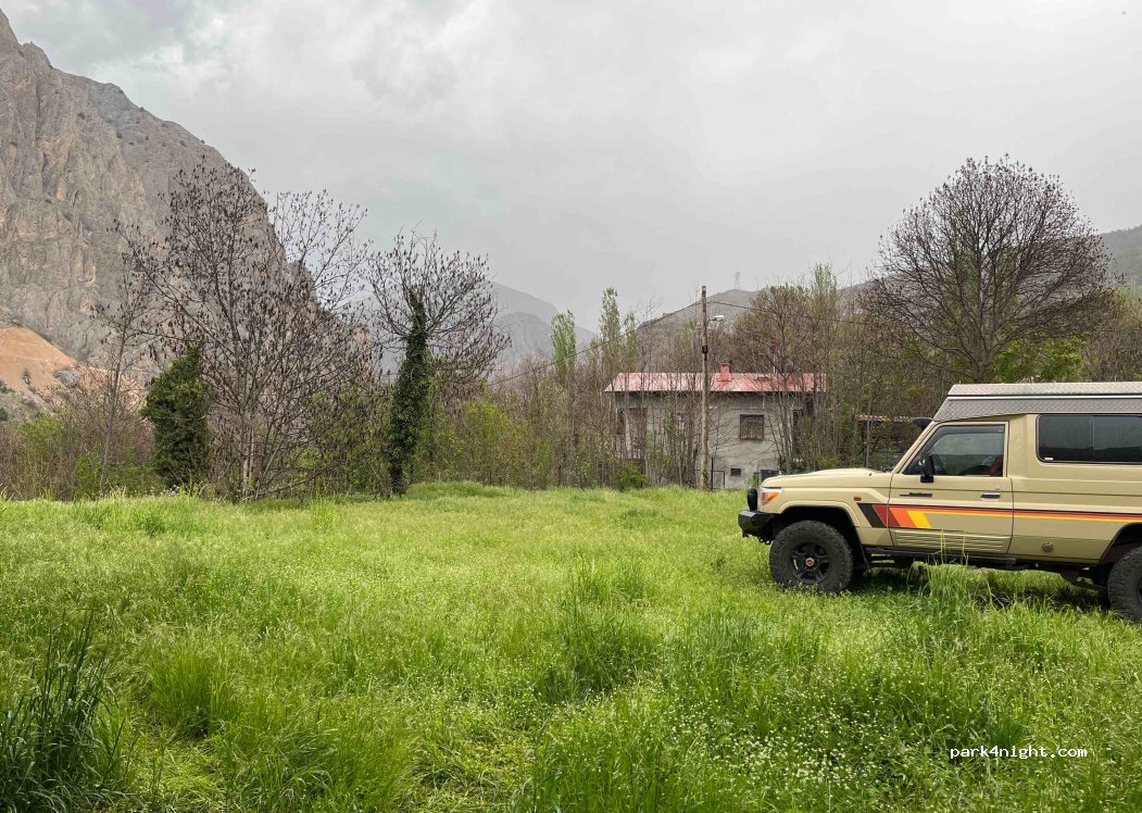 Yuva Köyü Kültür Merkezi, Kamp yeri — foto