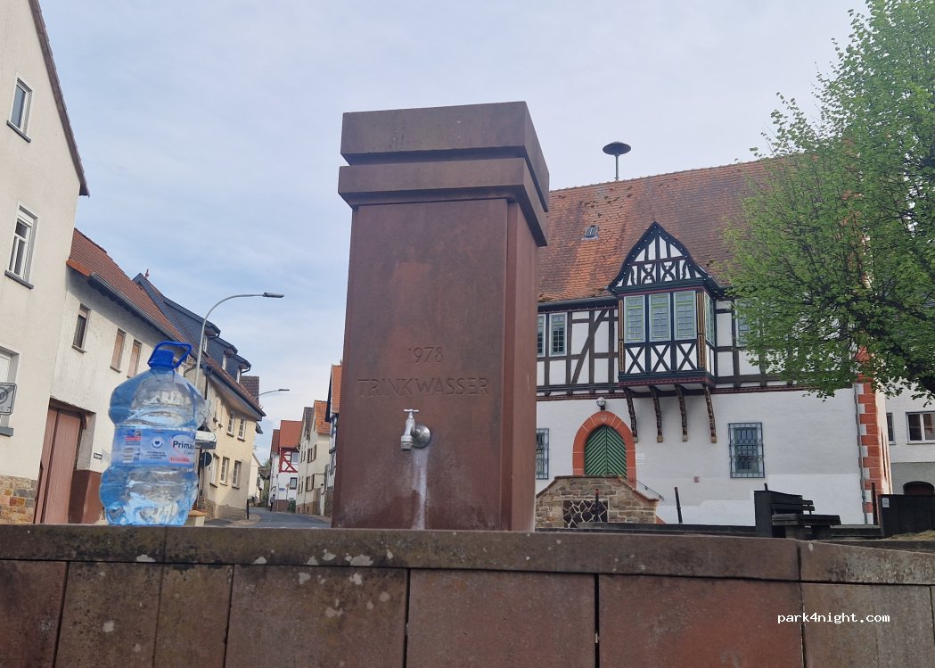 (35516) Münzenberg - 9 Marktplatz — foto
