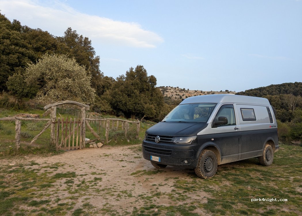 (08027) Orgosolo - Unnamed road — foto