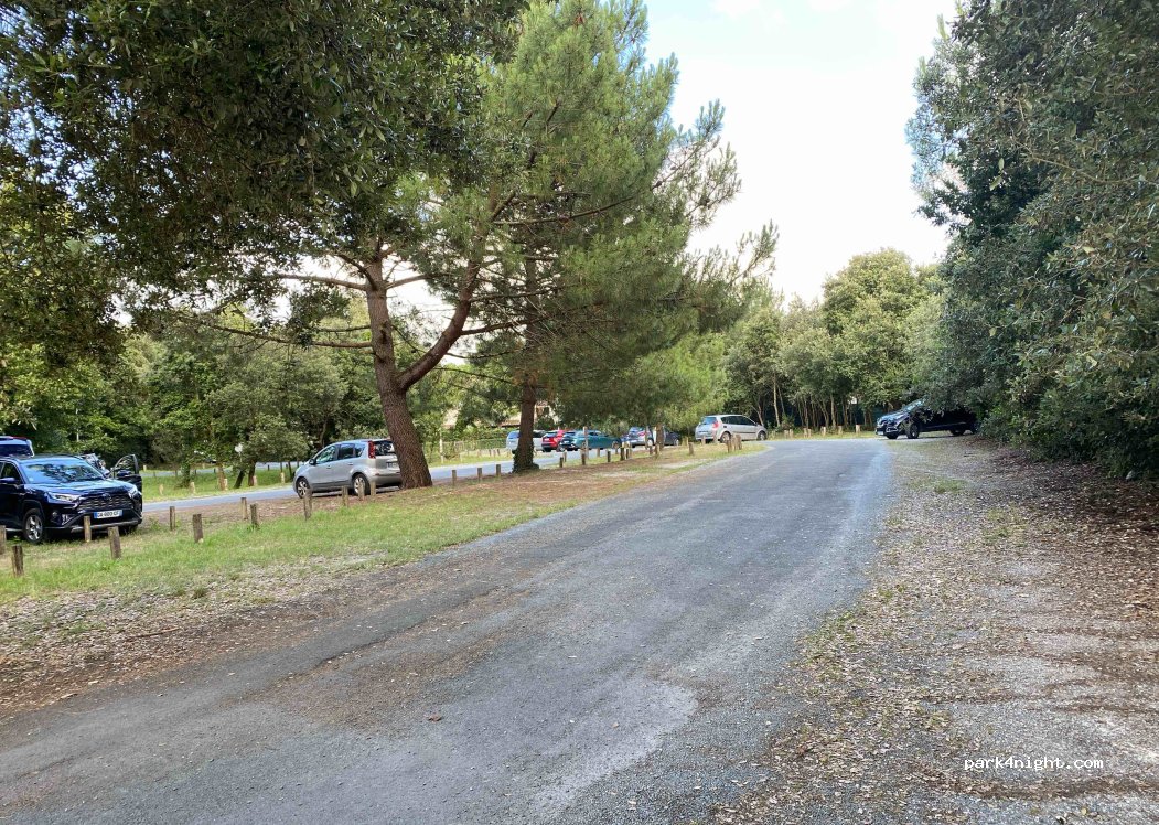 (17370) Saint-Trojan-les-Bains - 25 Rue Camille Samson — foto 3