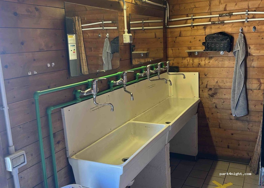 Area Sosta Camper Parma — foto 3