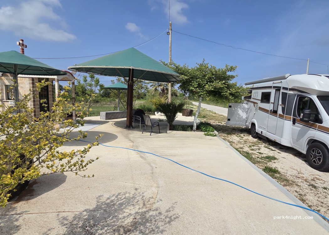 (480 62) Ammoudia - Unnamed Road — foto