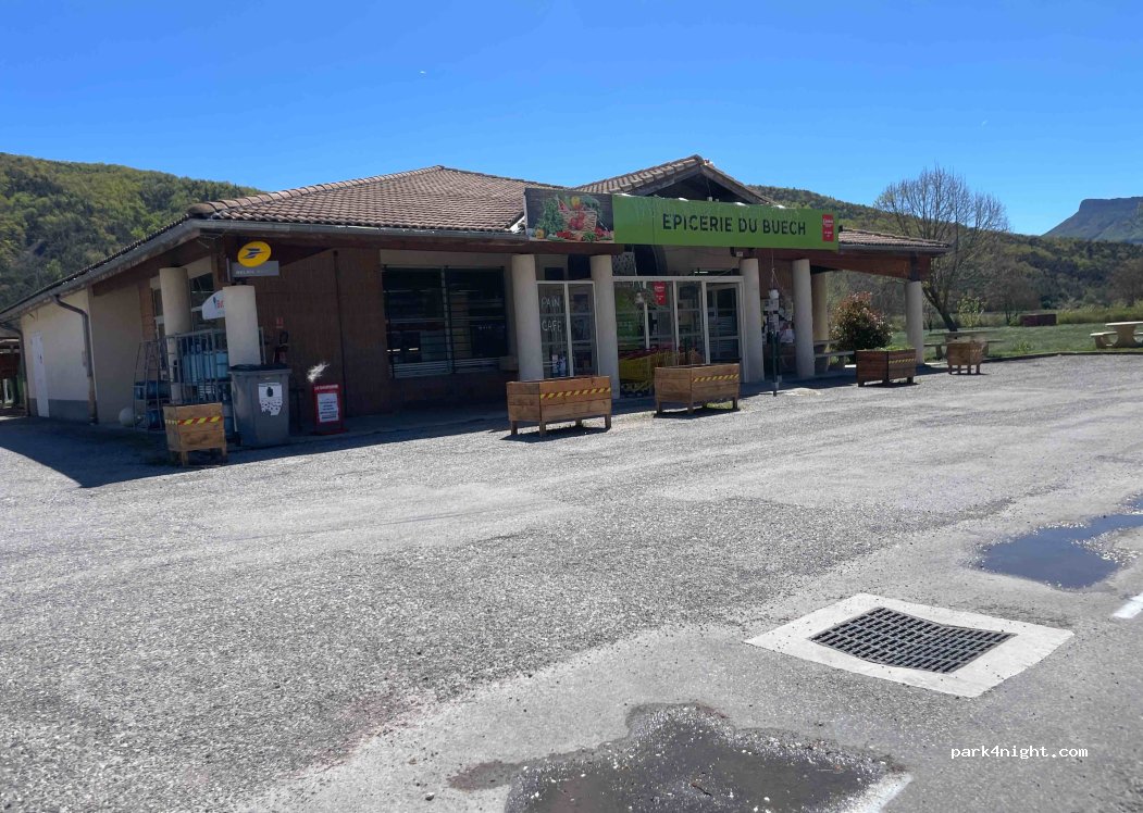 (05140) Aspremont - 373 Route de Serres — foto
