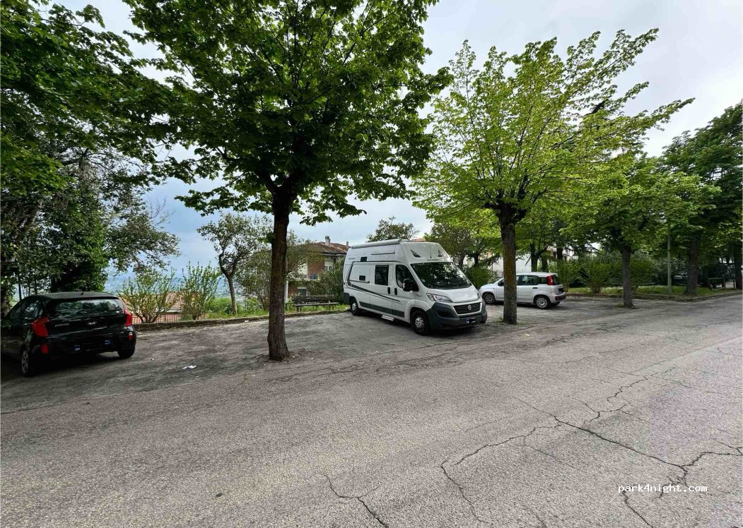 (65013) Città Sant'Angelo - 20 Via Gabriele D'Annunzio — foto