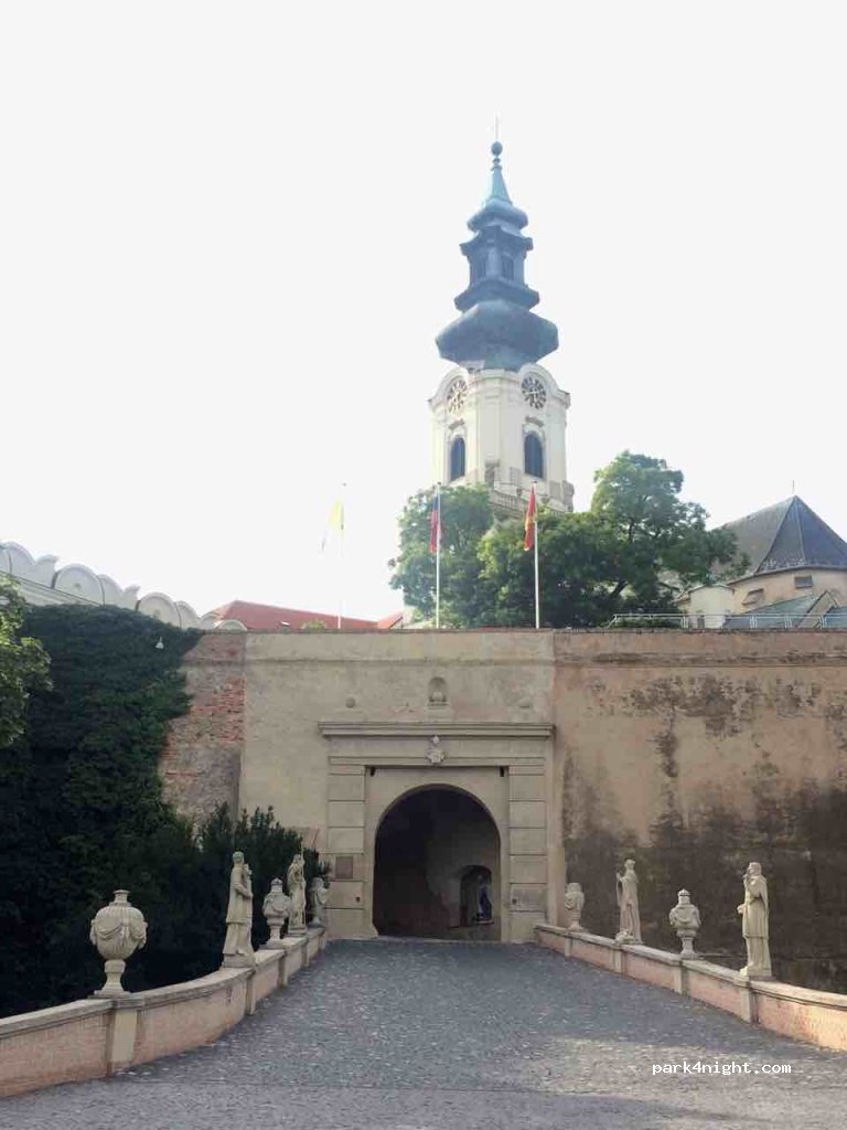 (949 01) Nitra - Podzámska — foto