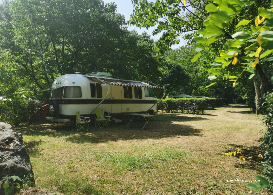 Camping Le Coin Charmant en ardèche — foto 3