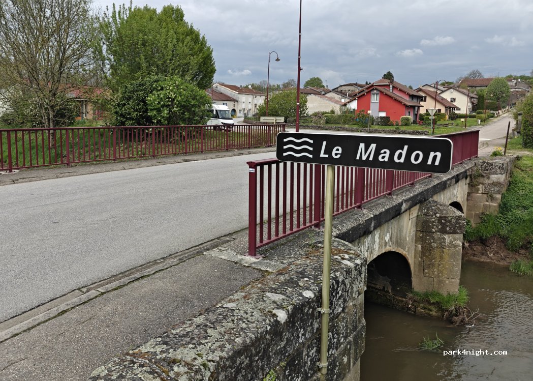(88260) Lerrain - 1 Bis Rue de Mirecourt — foto