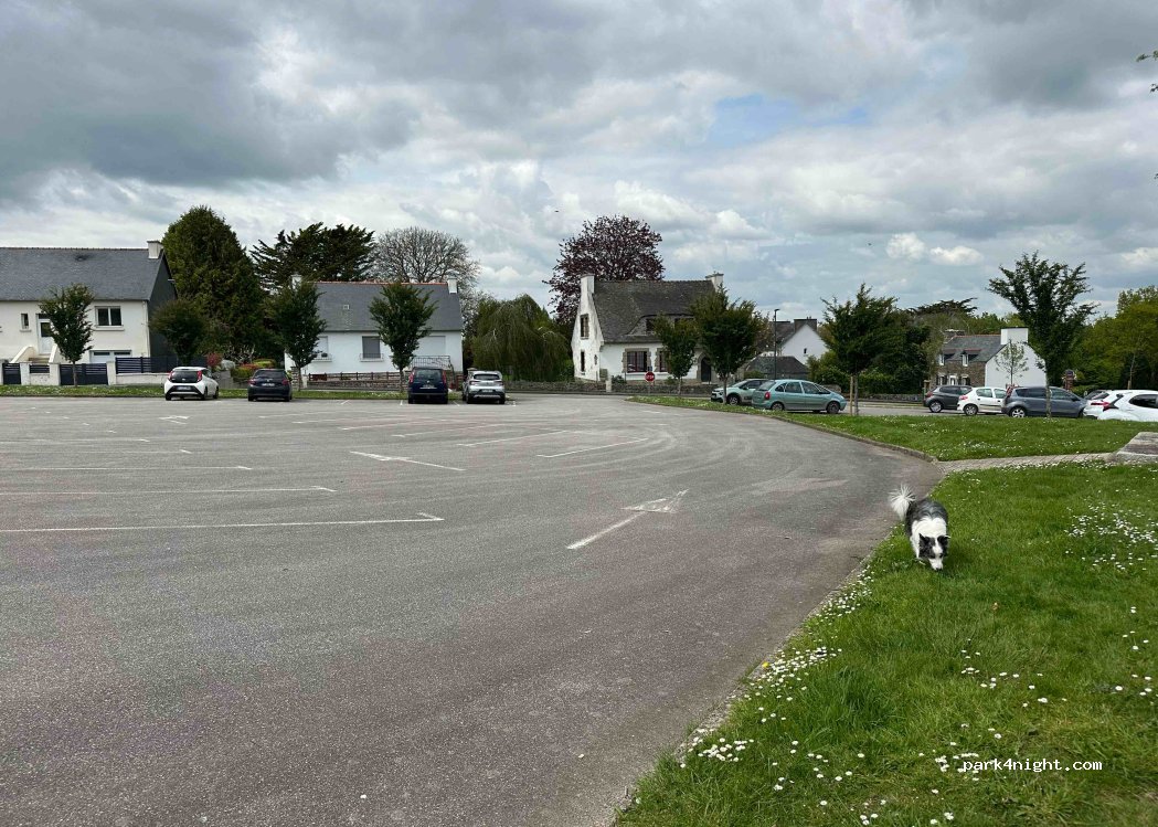(29270) Carhaix-Plouguer - 11 Rue de l'Église — foto